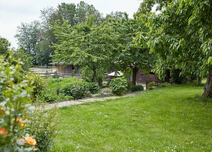 Reiterhof Zwei Linden * 멜레